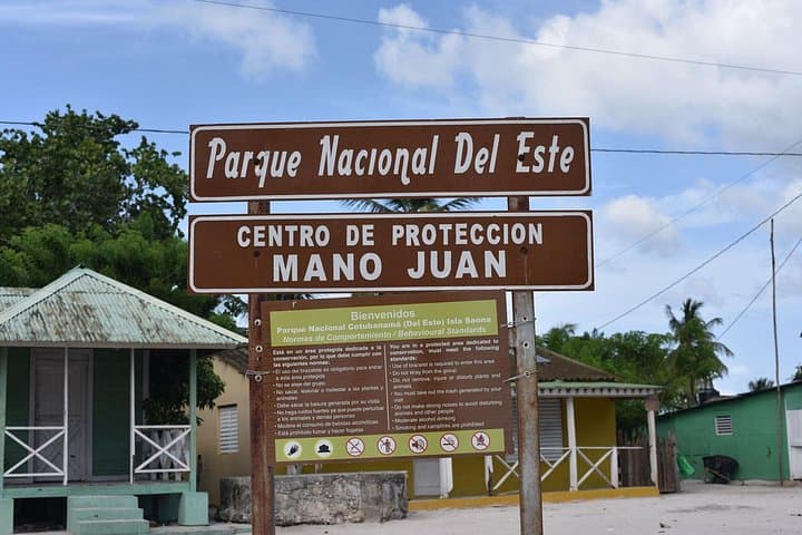 Saona Island VIP Day Trip from Punta Cana: Catamaran Beaches & Turtle Sanctuary photo 4