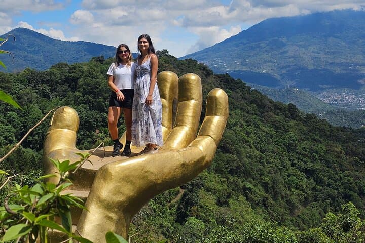 Hobbitenango, Altamira & Antigua Boreal: Mountain Viewpoints Day Tour from Antigua Guatemala photo 3