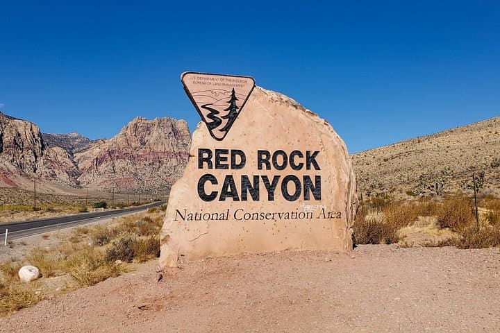 Red Rock Canyon Small-Group Tour from Las Vegas: Scenic Drive, Short Hikes & Petroglyphs photo 1