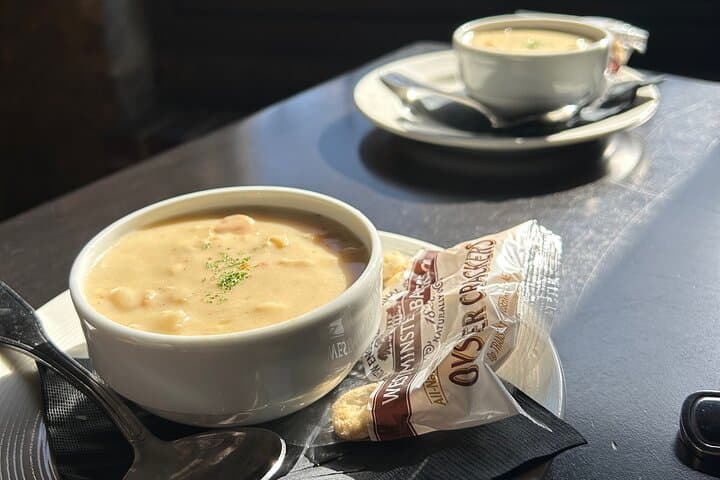 Freedom Trail Food Tour: Classic Bites & History in Downtown Boston photo 3
