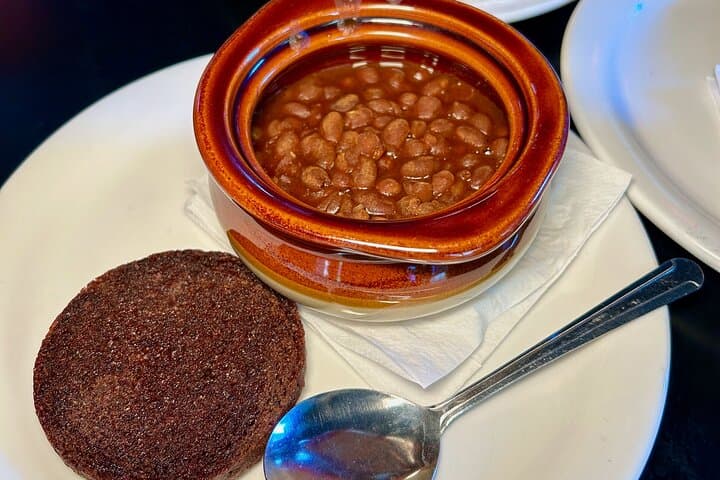 Freedom Trail Food Tour: Classic Bites & History in Downtown Boston photo 6