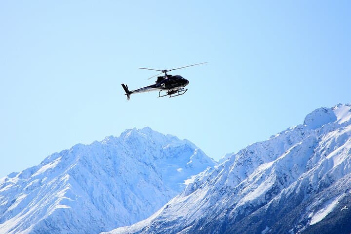 Aoraki/Mt Cook Helicopter Flight with Alpine Landing — Tasman Valley Views photo 2