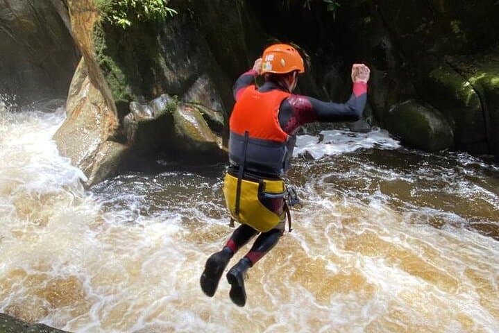 Canyoning Los Anillos Route: Waterfall Slides and Deep-Pool Jumps in Vallejuelo photo 6