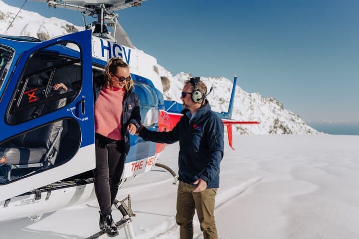 Franz Josef Glacier Helicopter Snow Landing — 25-Min Scenic Flight photo 4