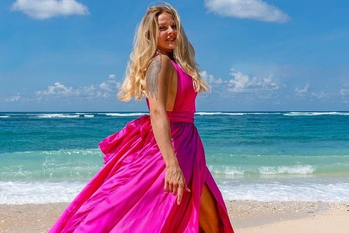 Uluwatu Bali Flying Dress Photoshoot - Pink Goddess Cliffside Session photo 4