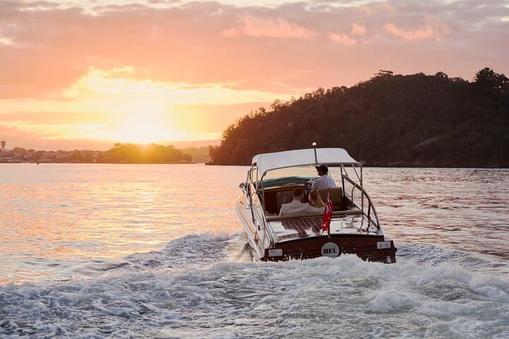 Private Sydney Harbour Sunset Cruise — Deluxe Two-Hour Harbour Experience
