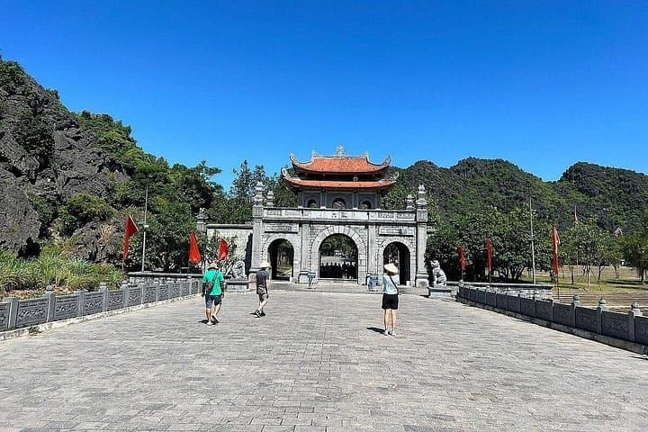 Hoa Lu & Tam Coc Day Trip — Temples, Bamboo Boat Ride and Countryside Cycling photo 6