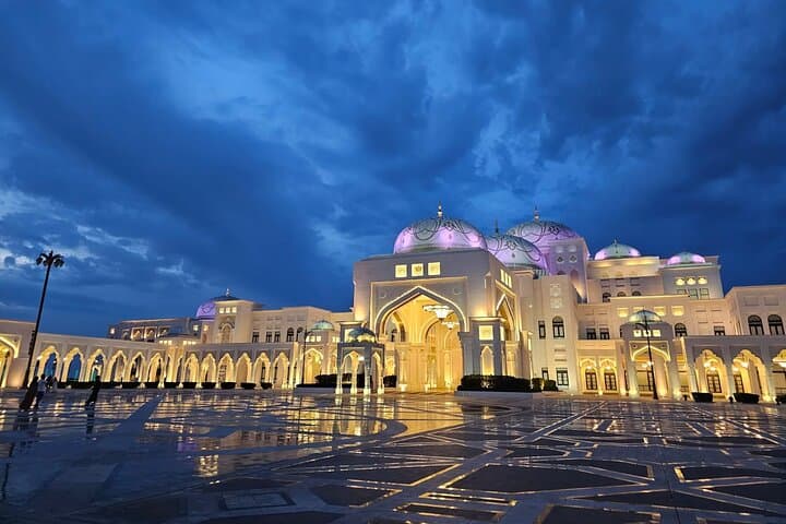 Abu Dhabi Full-Day Sightseeing: Sheikh Zayed, Louvre & Corniche Highlights photo 3