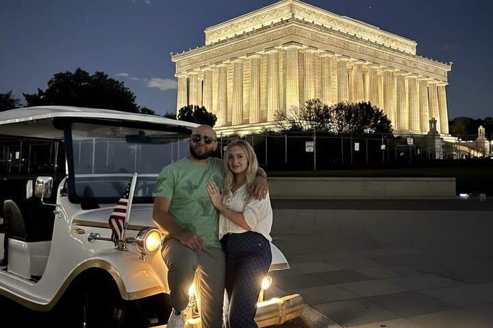 Electric Cart Night Tour of Washington DC Monuments Lit Up photo 6