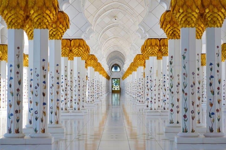 Abu Dhabi Full-Day Sightseeing: Sheikh Zayed, Louvre & Corniche Highlights photo 6
