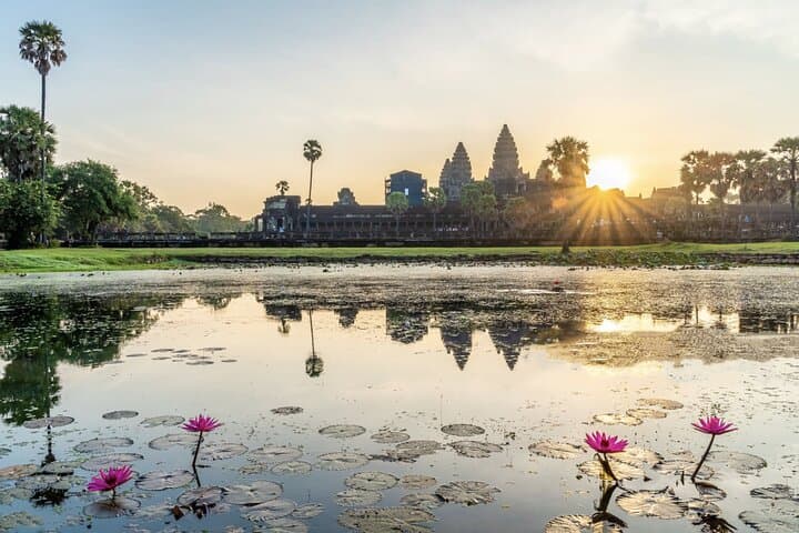 Angkor Wat Sunrise Private Tour — Dawn at Cambodia’s Great Temple