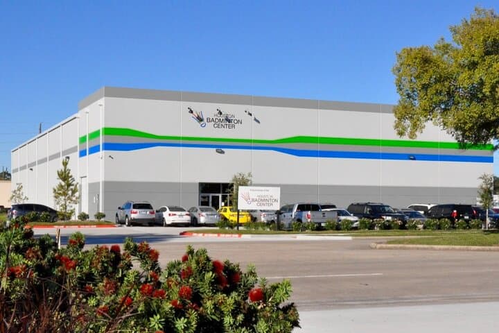 Houston Two-Hour Court Reservation for Badminton & Pickleball — Indoor Courts with Gear Included