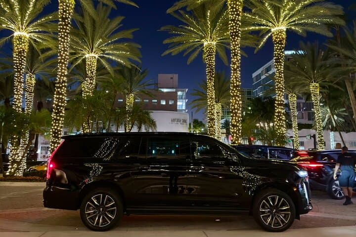 Private Luxury Transfer Between Miami Airport and South Beach