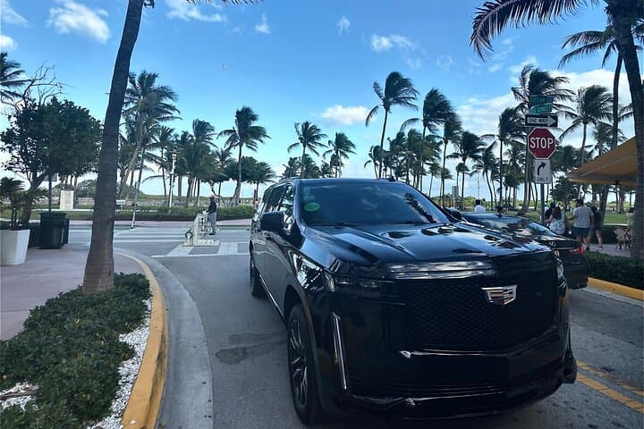 Private Luxury Transfer Between Miami Airport and South Beach photo 4