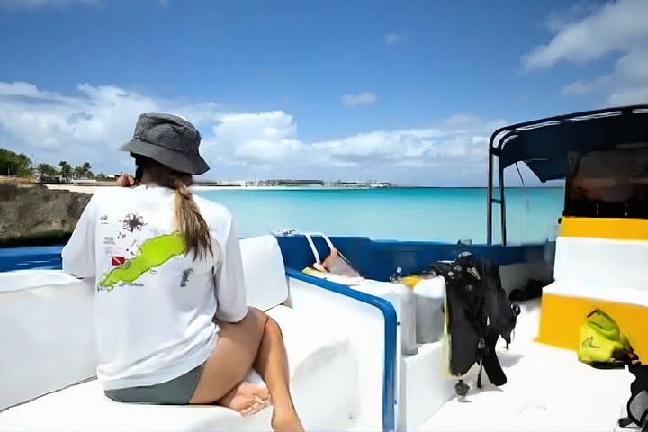 Private 4-Hour Snorkel & Sightseeing Charter in Anguilla — Jump the Rock & Prickly Pear