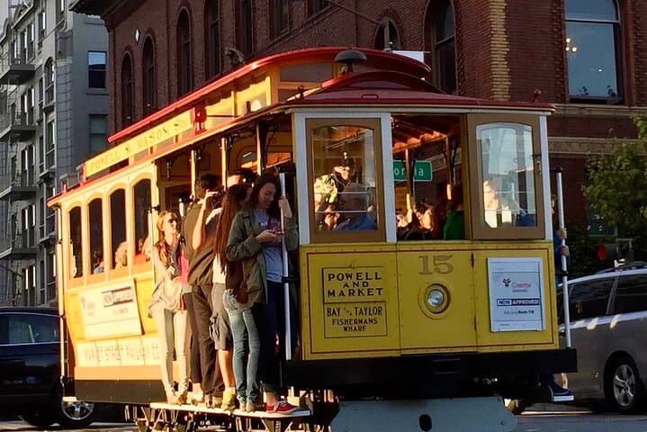 Downtown San Francisco Audio Walking Tour — Self-Guided Pintours App Experience photo 3