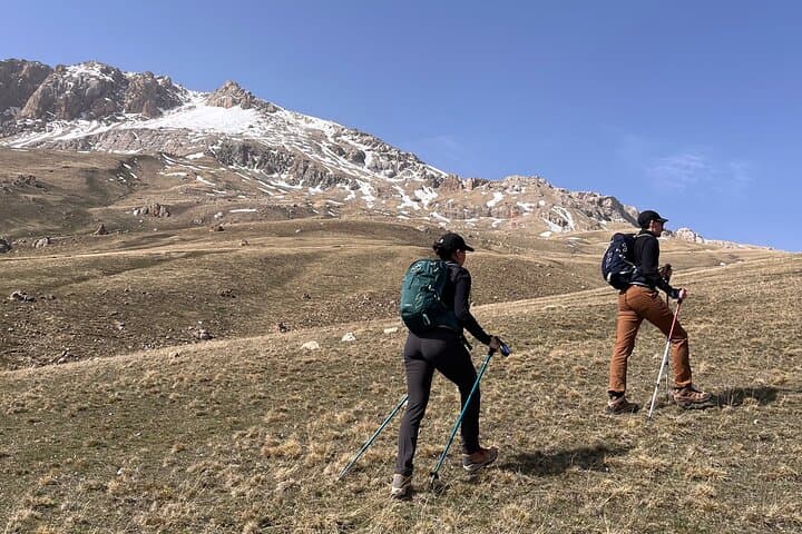 Three-Day Trek: Quba to Khinalig and Grizdahna in the Greater Caucasus photo 3