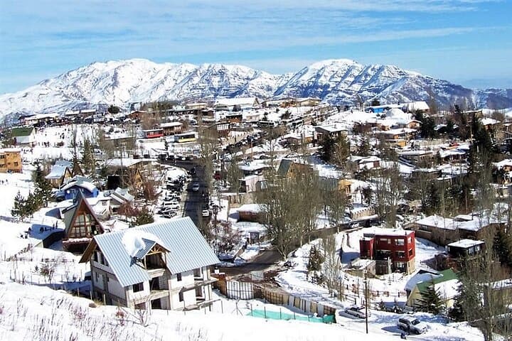 Private Panoramic Andes Tour from Santiago to Farellones & El Colorado photo 1