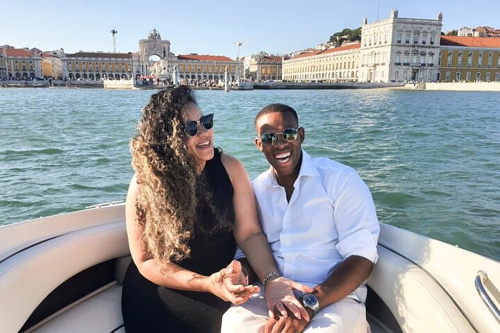 Private Lisbon Sunset Boat Tour on the Tagus — Highlights and Practical Tips photo 3