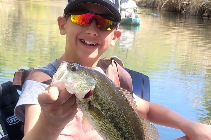 Full-Day Guided Kayak Fishing on the Verde River (Near Sedona) photo 6