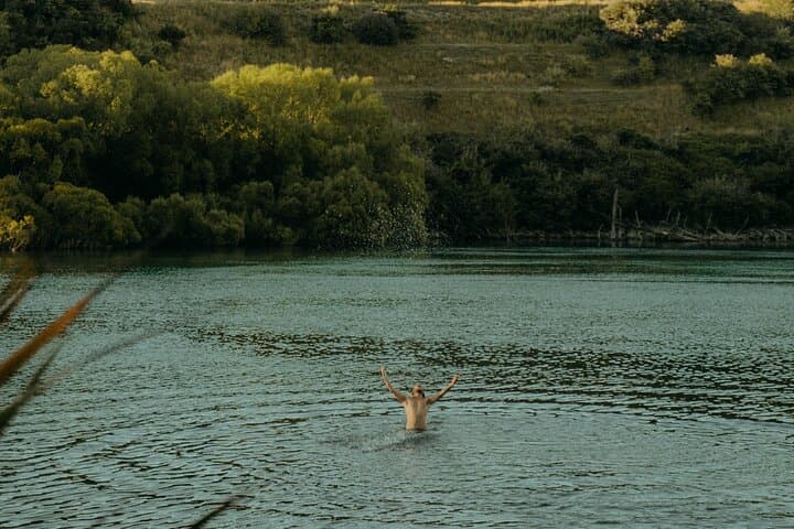 Queenstown Riverside Sauna and Cold Plunge on the Kawarau River photo 4
