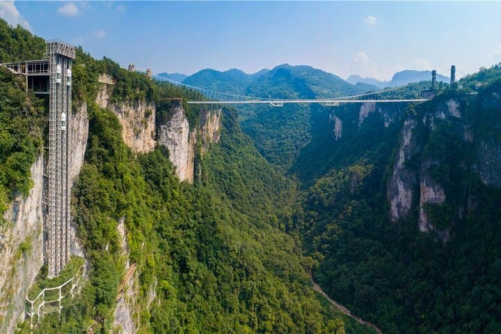 3-Day Zhangjiajie Backpacking Adventure: Glass Bridge, Yuanjiajie & Grand Canyon photo 4
