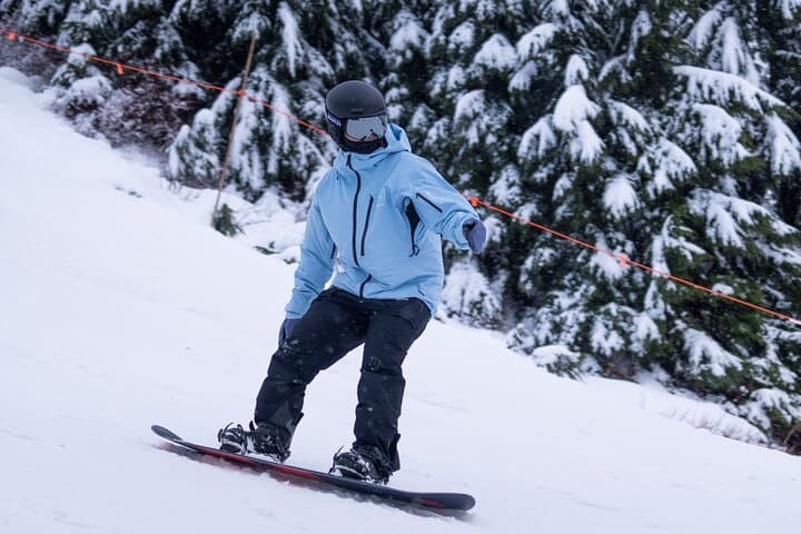 Grouse Mountain Snowboarding: All‑Inclusive Day Trip From Vancouver