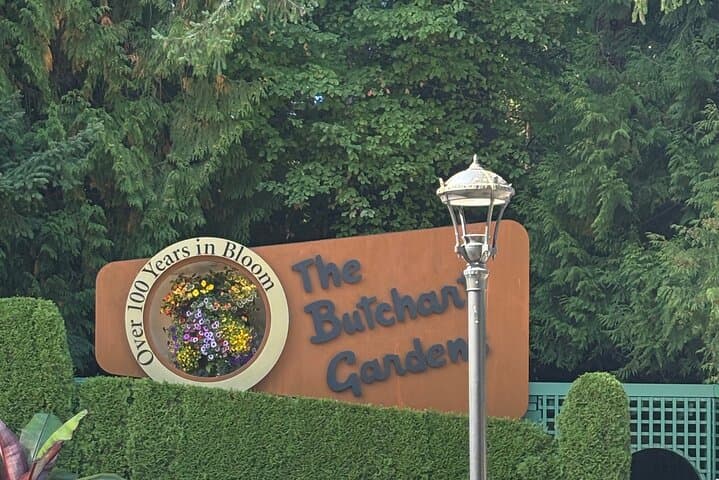 Private Full-Day Tour: Butchart Gardens & Victoria Highlights photo 5
