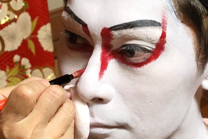 Kabuki Transformation and Edo-Style Fine Dining in Fukagawa, Tokyo photo 2
