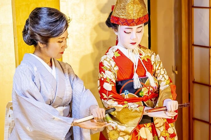 Kabuki Transformation and Edo-Style Fine Dining in Fukagawa, Tokyo photo 5