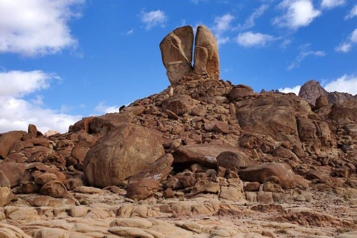 AlLawz: Walk in Moses' Footsteps — 3-Day Tabuk & Haql Heritage Tour