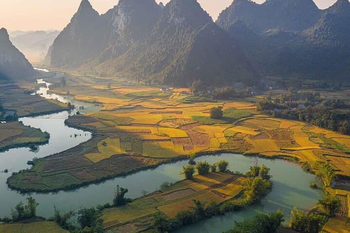 Cao Bang 3-Day Car Tour: Ban Gioc Waterfall, Pac Bo, and Vinh Quy Grass Hill photo 1