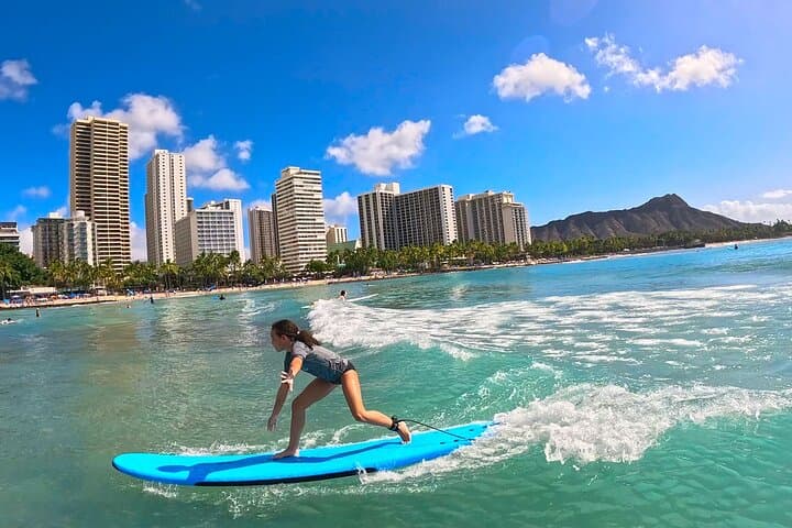 Waikiki Beginner Surf Lessons: Private 1-Hour Instruction with Native Hawaiian Watermen