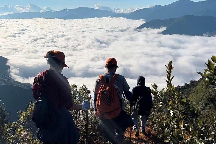 Ta Chi Nhu Cloud Hunt: 2-Day Summit Trek from Hanoi photo 4