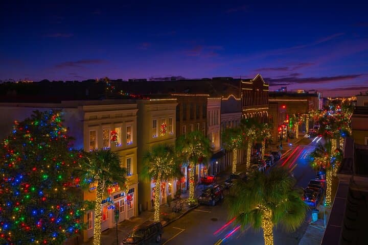 Charleston Festival of Lights Trolley Tour — James Island Holiday Lights Experience