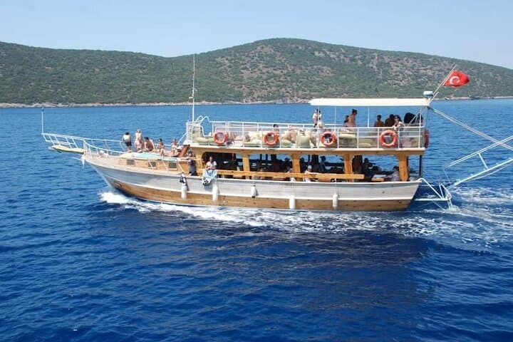 Orak Island Boat Trip from Bodrum: A Full-Day Cruise to Hidden Bays and Thermal Waters