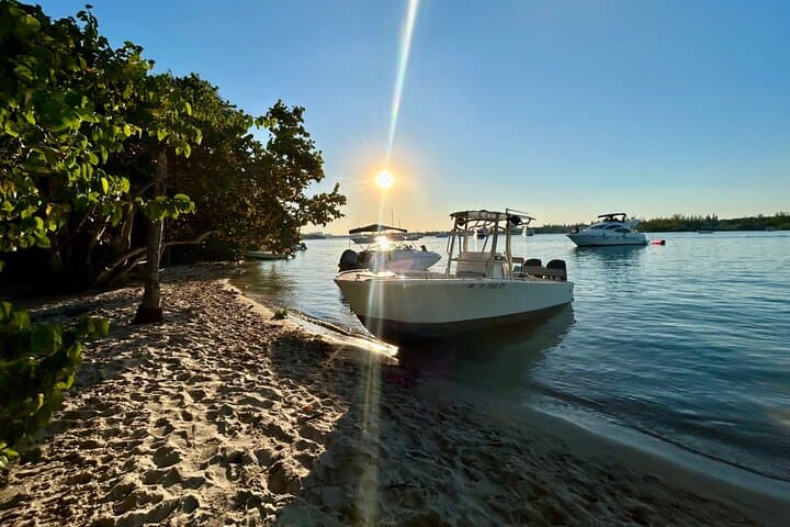 Miami Sunset Boat Charter: Formula Thunderbird Cruise on Biscayne Bay photo 6