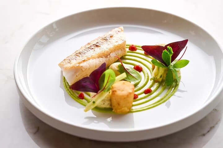 Dining in the Clouds at At.mosphere — Breakfast, Lunch & Afternoon Tea on Level 122 photo 4