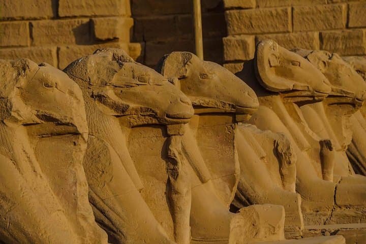 2-Day Luxor Highlights: Valley of the Kings & Karnak Temple Tour photo 1