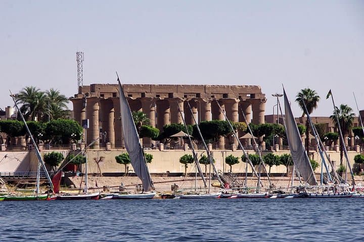 2-Day Luxor Highlights: Valley of the Kings & Karnak Temple Tour photo 3