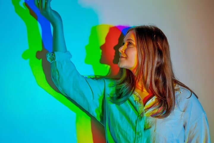 Museum of Illusions Dubai — Vortex Tunnel, Ames Room & Interactive Illusions in Al Seef photo 2