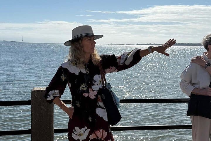 Private Customized Walking Tour of Charleston — Historic Downtown Architecture & Local Stories photo 1
