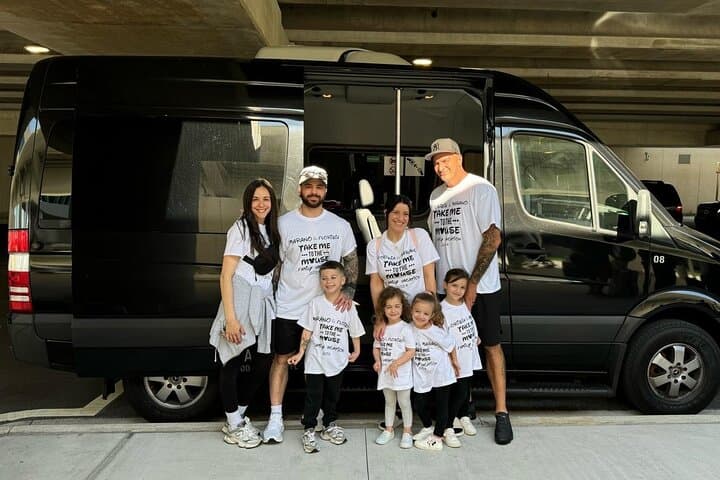 Private Airport Transfer from Orlando International (MCO) to Walt Disney World Resorts photo 3