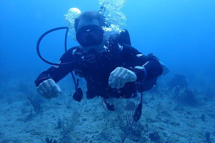 Palm Beach Private Scuba Diving Adventure: Try Scuba in West Palm Beach