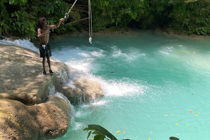 Ride the Shoreline to Dunn's River: Jamaican Horseback & Falls Combo photo 4