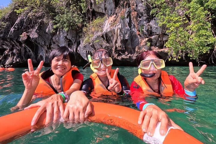Trang 4 Islands: Emerald Cave & Kradan Longtail Boat Tour photo 5