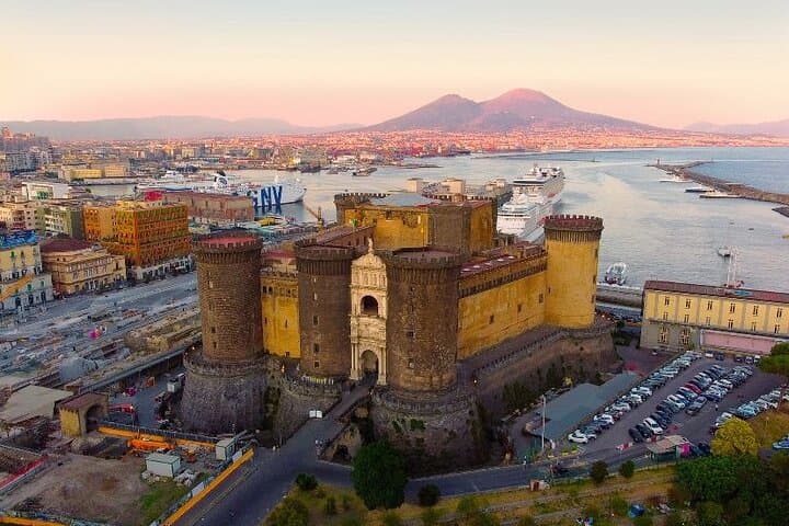 Vespa Through Naples: A Panoramic Historical Ride Along the Gulf
