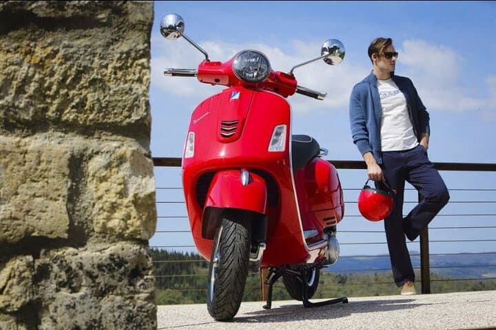 Vespa Through Naples: A Panoramic Historical Ride Along the Gulf photo 4