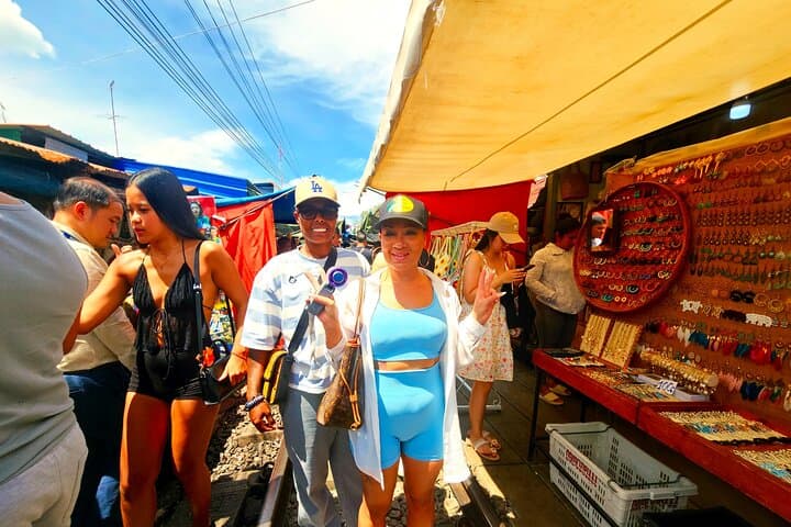 Private Maeklong Railway & Damnoen Saduak Floating Market Day Tour with After the Rain Café photo 6