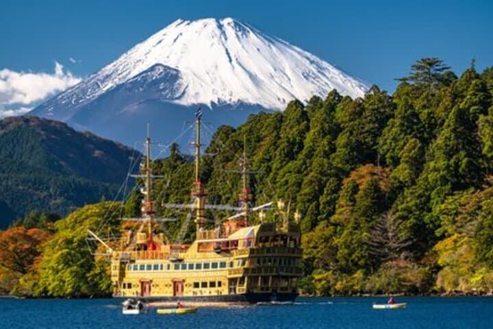 Mount Fuji Full-Day from Tokyo: Lake Views, 5th Station & Oshino Hakkai photo 5